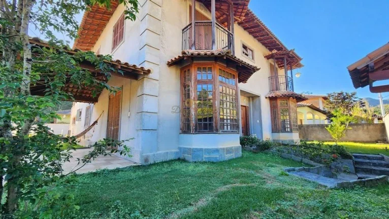 Imagem Casa em Condomínio para Venda em Teresópolis / RJ no bairro Prata