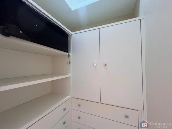 Imagem Casa Ampla à Venda no Bairro Caramuru em Patos de Minas – 4 Quartos, 198m² Construídos