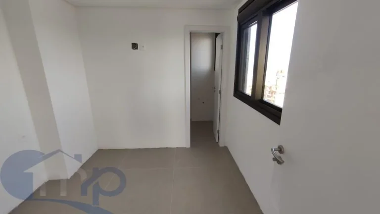 Imagem Apartamento á venda com 3 dormitórios no centro de Torres/RS