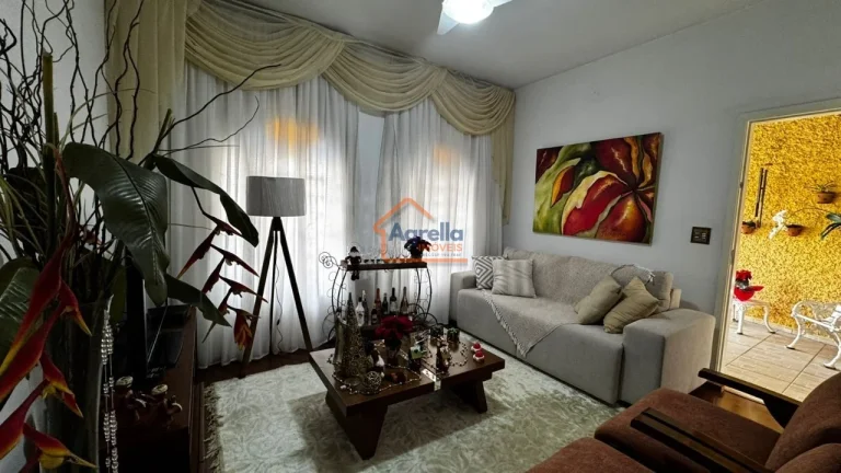 Imagem Casa à venda no bairro Saúde - Mogi Mirim/SP