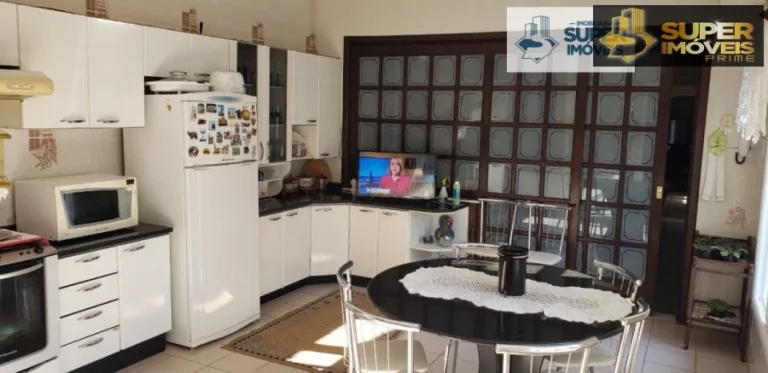 Imagem Casa Alto Padrão a Venda no bairro Centro - Pelotas, RS