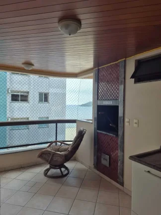 Imagem Apartamento com 3 dormitórios sendo 1 suíte e 2 vagas de garagem em Balneário Camboriú/SC