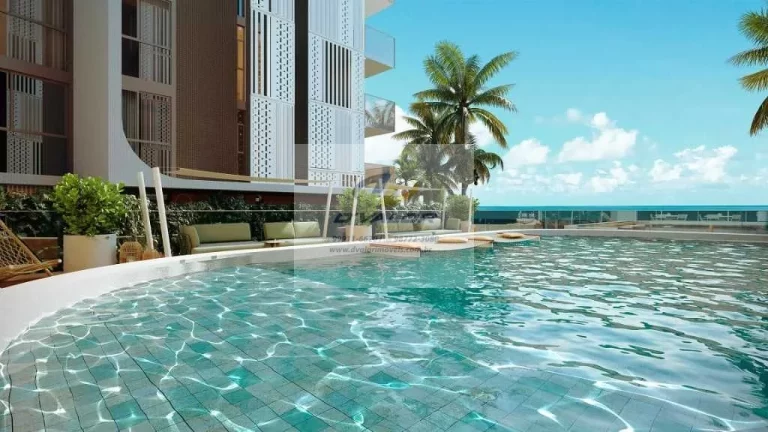 Imagem Vendo flats e apartamentos com 2 quartos, em prédio pé na areia da paria do Bessa, com plantas de 23m² à 143m²