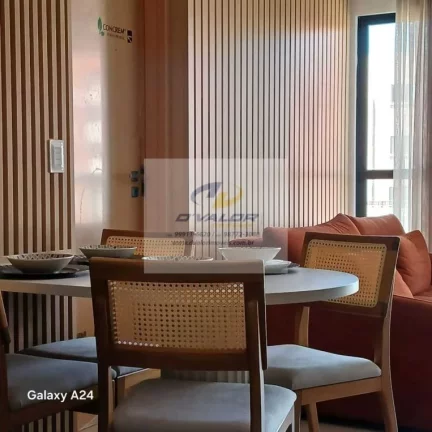 Imagem Vendo Apartamento, Porteira Fechada, Vista Mar, com 53 m², 2 suítes, sala p/ 2 ambientes e 1 vaga