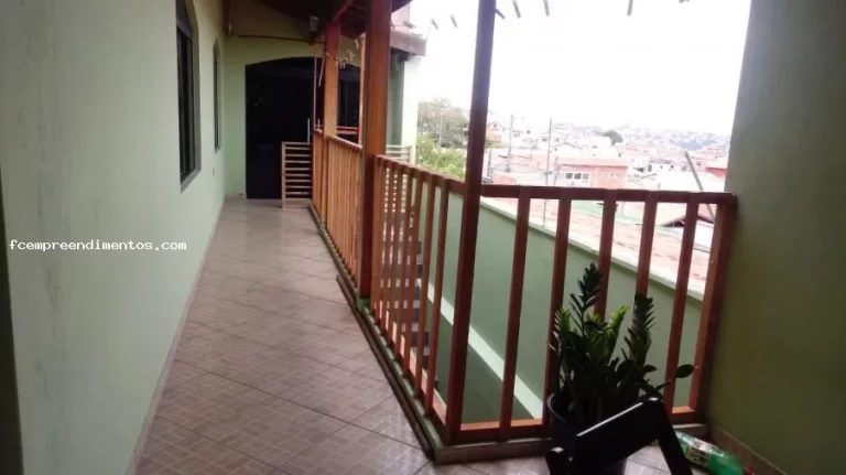 Imagem Sobrado para Venda em Limeira, Jardim Santa Eulália, 4 dormitórios, 2 banheiros, 3 vagas