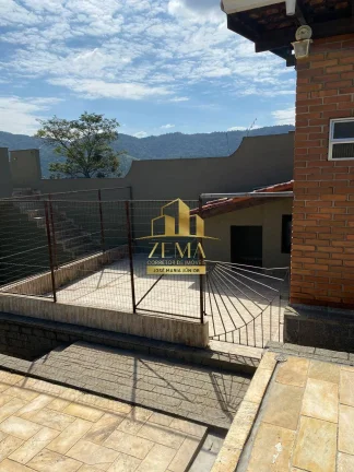 Imagem Casa térrea 320m2, terreno de 1000 m2, 03 dorms, Piscina, Sauna