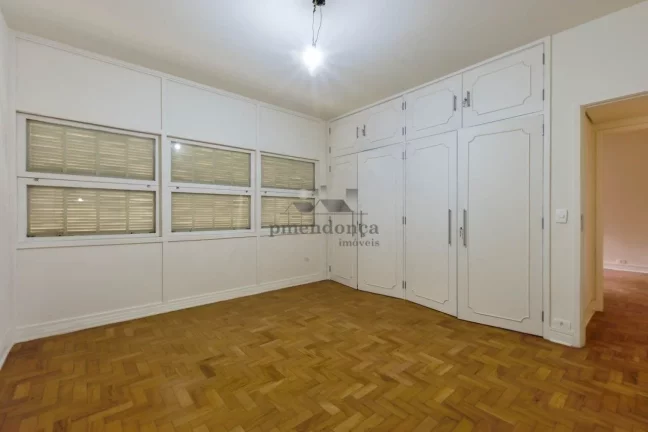 Imagem Apartamento à venda em Higienópolis com 03 quartos e 01 vaga, 168m2