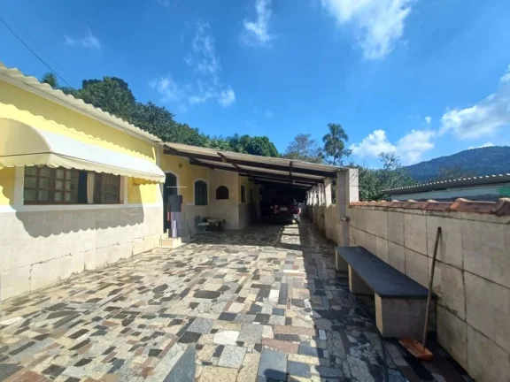 Imagem Chácara com 3 dormitórios à venda, 1482 m² por R$ 960.000,00 - Jardim das Lavras II - Suzano/SP