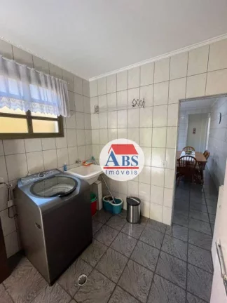 Imagem Sobrado com 3 dormitórios à venda, 165 m² por R$ 560.000,00 - Vila Nova - Cubatão/SP
