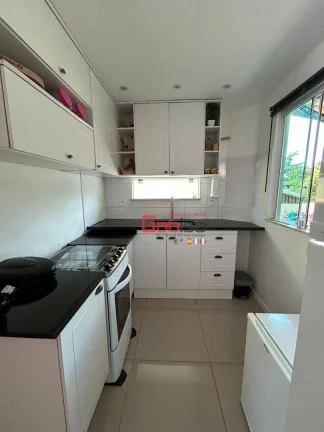 Imagem Casa com 4 Suítes, Mobiliada, 100 metros da beira mar, à venda, 140 m² por R$ 540.000 - Rasa - Armação dos Búzios/RJ