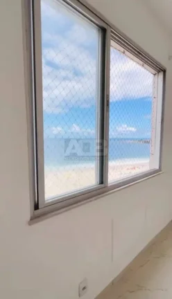 Imagem Apartamento à venda na Avenida Atlântica, 3 quartos, 1 vaga e 130m2.