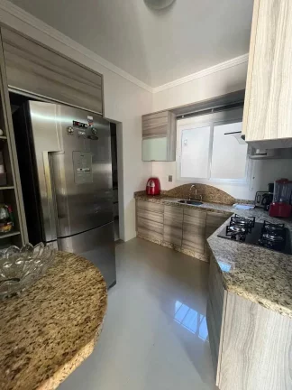 Imagem Geminado mobiliado com 3 dormitórios sendo 1 suíte e 2 vagas - Vila Nova | Joinville/SC