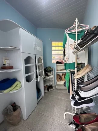 Imagem A 5ª Avenida Imóveis apresenta esta bem localizada CASA TÉRREA, c/ 3 Suites + anexo, ideal p/ fins RESIDENCIAL e ou COMERCIAL, melhor ponto da Pituba
