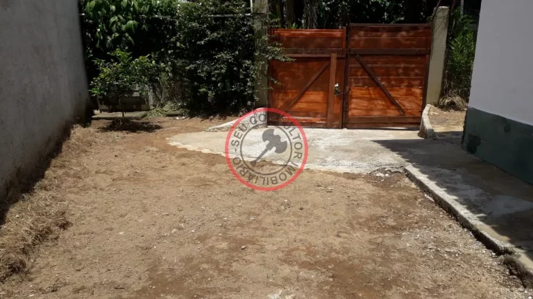 Imagem 2 CASAS GEMINADAS , CADA 1 COM QUARTO SALA COZINHA BANHEIRO E MEZANINO,LAVANDERIA GARAGEM E QUINTAL INDEPENDENTES