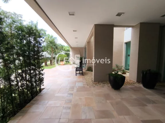 Imagem Aluguel de luxuoso apartamento de 3 quartos no Carandá Bosque, Campo Grande-MS - 3 suítes, 1 sala, 5 banheiros e 2 vagas.