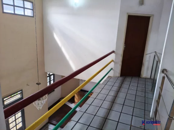 Imagem VENDO CASA DE ANDAR 5/4 NA BARAUNAS COM AREA DE AMPLIAÇÃO
