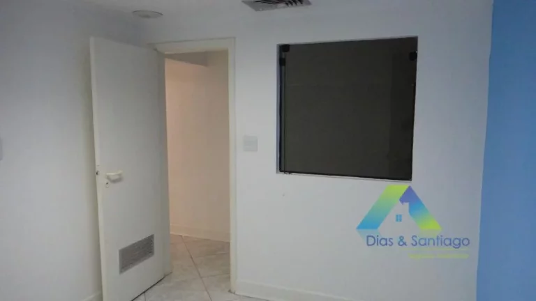 Imagem Casa comercial- Vila Clementino - 04 salas- 100m2 a poucos minutos da estação do metro Hospital São Paulo ótimo valor e localização !!