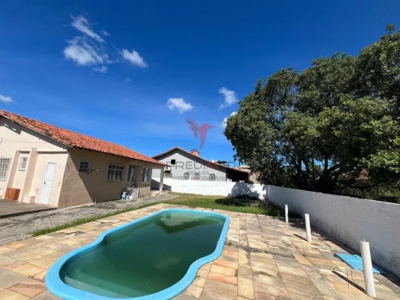 Imagem Casa em Iguaba Grande com 3 Quartos com Piscina por apenas R$ 380.000