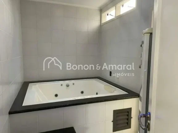 Imagem ResidÃªncia Ampla e ConfortÃ¡vel com Total Privacidade e SeguranÃ§a. Na parte superior da casa, vocÃ...