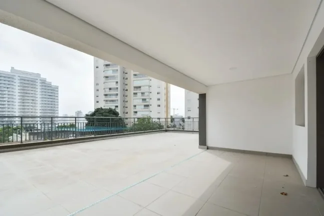 Imagem Apartamento 215M², 2Q, 2 Suítes, 2 Banheiros, 2 Vagas, Academia, Piscina Adulto e Infantil, Churrasqueira, Salão de Festas e Jogos, Quadra, Playground