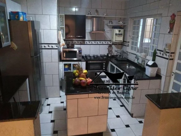 Imagem Casa-Sobrado-para-Venda-em-Jardim-Europa-Cachoeira-Paulista-SP