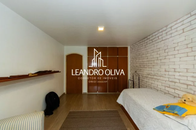 Imagem Casa tipo para venda em Vila Tramontano com 4 quartos, sendo 2 suítes, 375m²