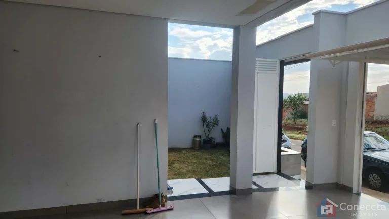 Imagem Casa de Alto Padrão à Venda no Bairro Alvorada – Patos de Minas/MG | 3 Quartos e Suíte