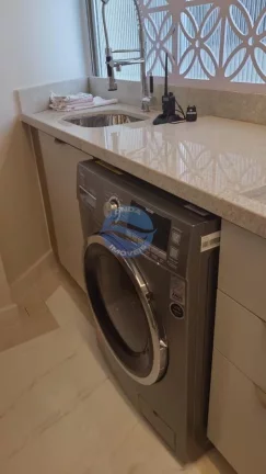 Imagem Apartamento para venda na orla de Santos com vista mar