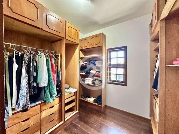 Imagem Casa com 3 dormitórios à venda, 255 m² por R$ 1.250.000,00 - Jardim Ana Estela - Carapicuíba/SP