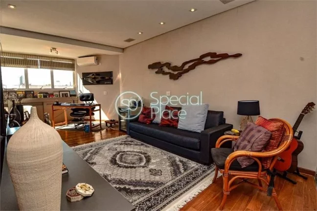 Imagem Cobertura Duplex Jardim Europa. Excelente! Duas suítes (é possível fazer mais dois dormitórios n...