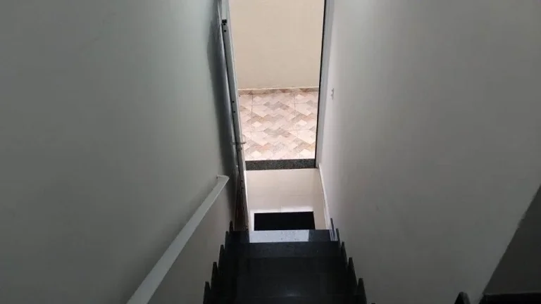 Imagem CASA COM 48 m² - TUPI - PRAIA GRANDE SP