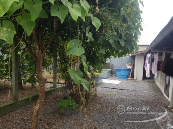 Imagem Casa com aspecto de sítio no Profipo Santa Catarina - Joinville