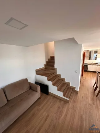 Imagem Casa Duplex com 2 Suítes à Venda no Bairro Praia de Santa Mônica