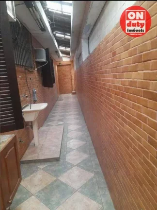 Imagem Casa com 3 dormitórios à venda, 150 m² por R$ 370.000,00 - Vila Cascatinha - São Vicente/SP