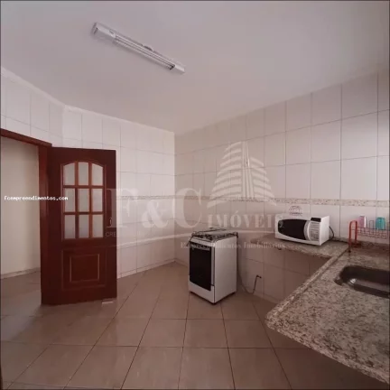 Imagem Casa para Venda em Araras, Jardim da Colina, 3 dormitórios, 1 suíte, 1 banheiro, 1 vaga