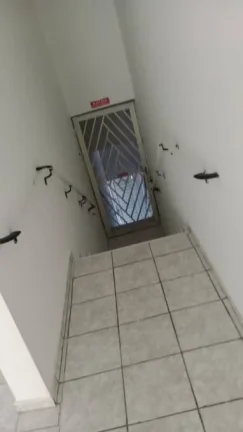 Imagem Alugo Sala Comercial em Santo André, Pq Erasmo Assunção