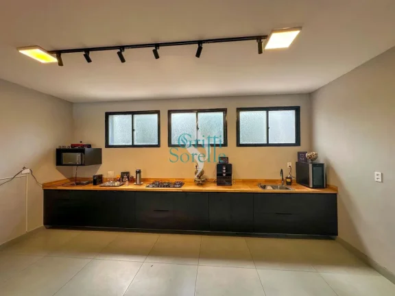 Imagem Casa/Sobrado à Venda em Alto de Pinheiros - São Paulo/SP.