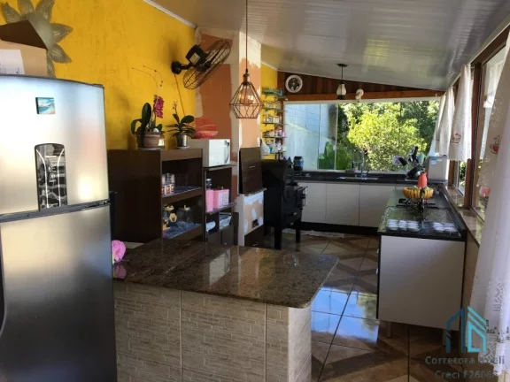 Imagem (PERMUTA) Sobrado triplex, 03 quartos c/suíte ótimo espaço nos fundos, no Rio Verde em Colombo PR
