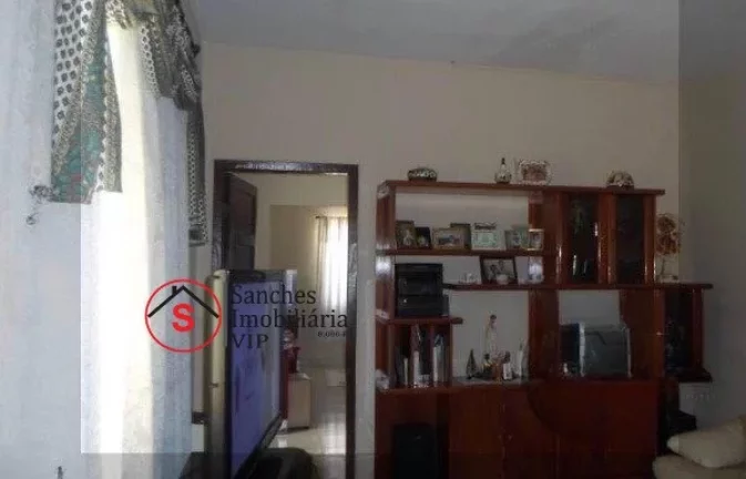 Imagem CASA TERREA Vila Zelina 200m Construída 430m Terreno plano 10,00 x 43,00 10m de frente 43m de fundo 03 Dormt 01 Sala 01 Cozinha 06 Vagas 01 wc 01 Lavanderia