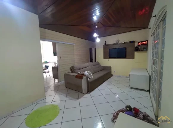Imagem Casa térrea a venda com 4 dormitórios sendo uma suíte - Eloy Chaves - Jundiaí/SP