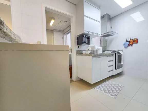 Imagem Apartamento Pé na Areia à Venda com 3 dormitórios 1 suíte 133m² Riviera de São Lourenço Bertioga SP