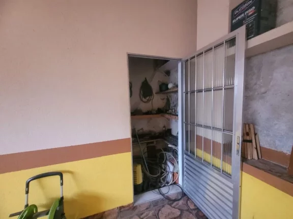 Imagem Sobrado com 3 dormitórios à venda, 165 m² por R$ 435.000,00 - Jardim Luiz Mauro - Ferraz de Vasconcelos/SP