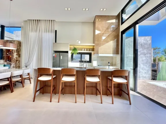 Imagem Casa em Condominio 4 Dormitórios - Bairro Arroio Teixeira