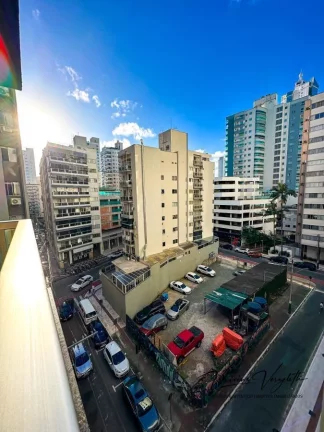 Imagem Apartamento Quadra Mar para Venda em Balneário Camboriú / SC no bairro Centro