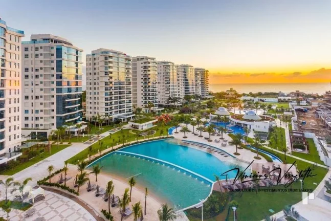 Imagem Apartamento 4 ou + dormitórios para Venda em Itajaí / SC no bairro Praia Brava de Itajaí