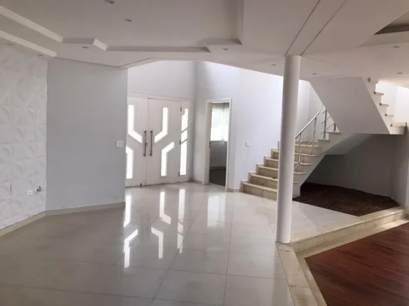 Imagem Casa no Res. Alpha PLUS 359m²