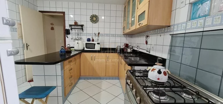 Imagem Cobertura duplex frente mar com 320 m² de área útil com 3 vagas de garagem e la