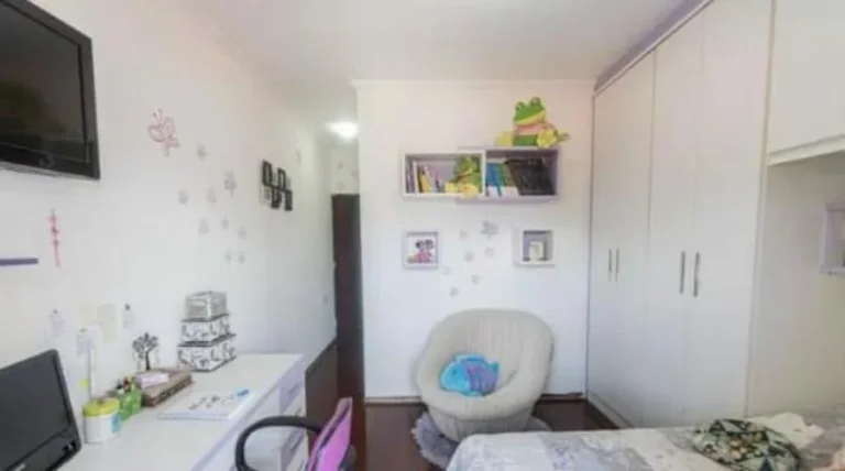Imagem Sobrado para Venda por R$790.000,00 com 220m², 3 dormitórios, 1 suite e 5 vagas - Penha, São paulo / SP - Cód. BDI37397