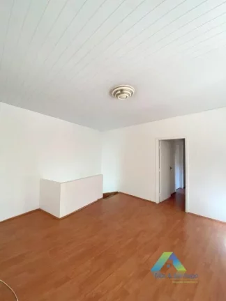 Imagem Belíssimo sobrado,4 dormitórios, 1 suíte com closet, escritório, sala de estar, sala de jantar, lavabo, cozinha espaçosa, despensa, lavanderia.