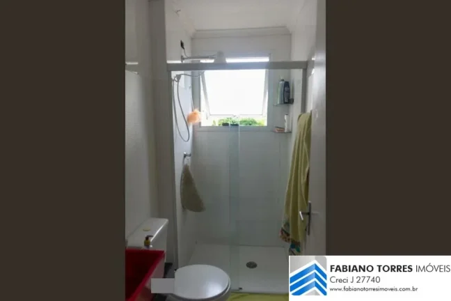 Imagem Apartamento bem localizado com alguns armários embutidos e fácil acesso a Rodovia Anchieta